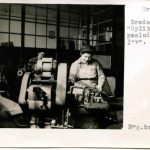 Brodogradilište Split - žene poslužuju strojeve, 1955.